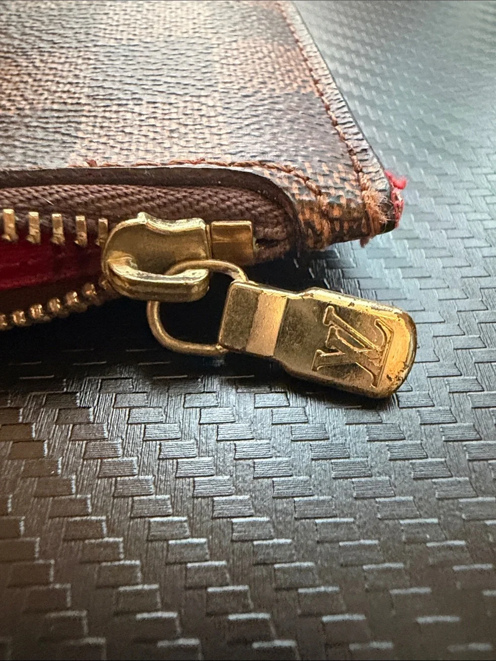 Louis Vuitton Damier Ebene Wristlet Clutch Pochette w/ Strap - Picture 4 of 6